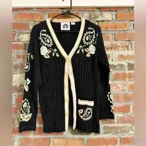 Storybook Knits Sweater Size S - Picture 2 of 10